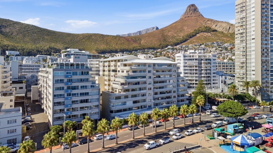 0 Bedroom Property for Sale in Sea Point Western Cape